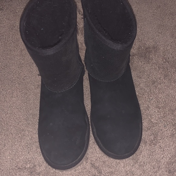 Black Women’s  UGG Boots Sz 7 1/2” w/ Glitter - Picture 3 of 10